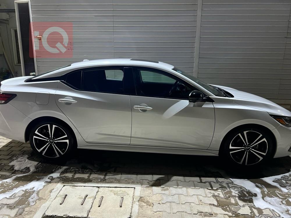 نيسان سنترا